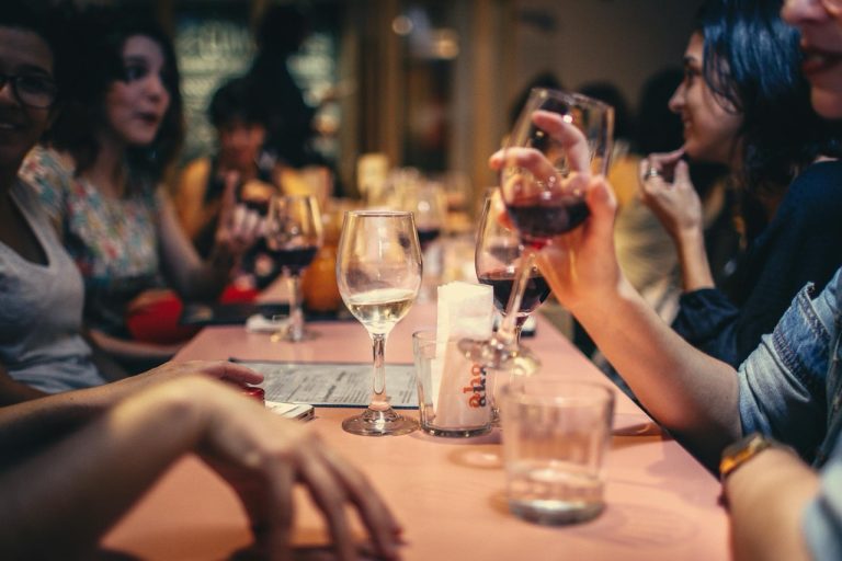 Top 7 Things You Can Carry To A Filipino Restaurant With Friends